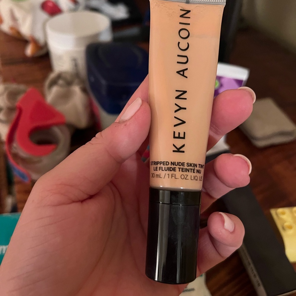 Kevyn Aucoin Stripped Nude Skin Tint - Tan